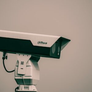 kit-de-videosurveillance-4-cameras-hd-avec-dvr